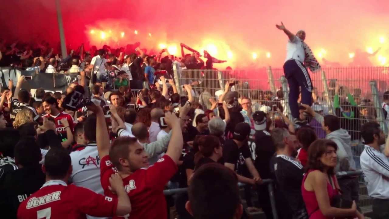 St.Pauli vs Besiktas Bengal Atesi / Bengalos 12.07.2013 Hamburg Almanya Full HD