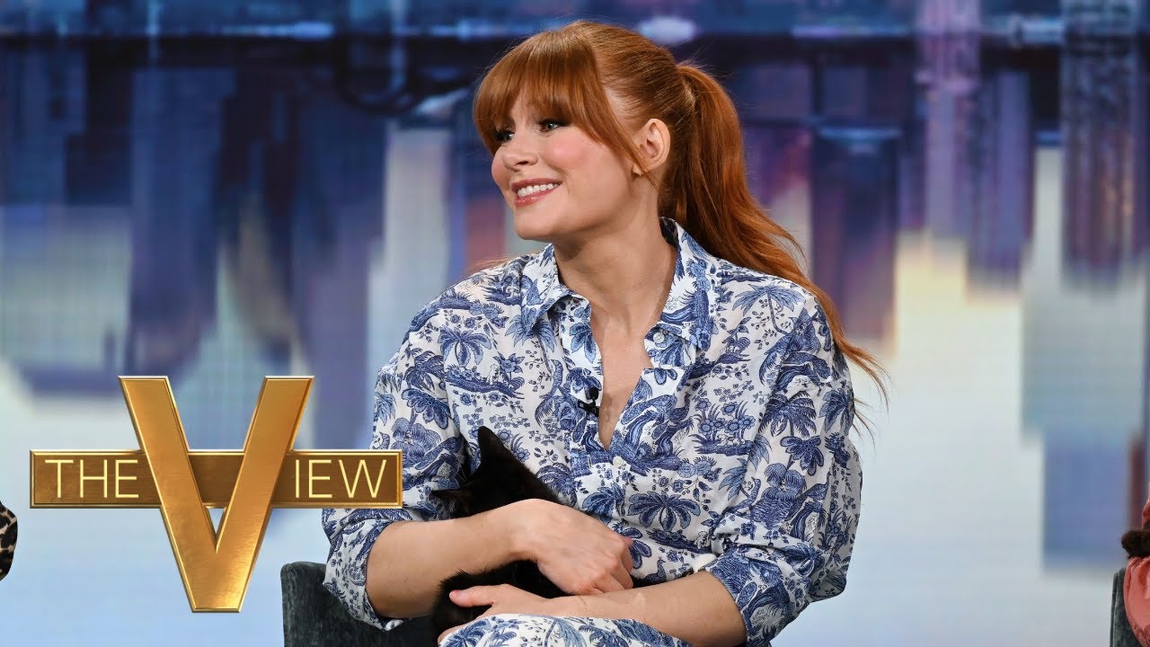 Bryce Dallas Howard Surprises The Co-Hosts With A Pet Party On National Pet Day