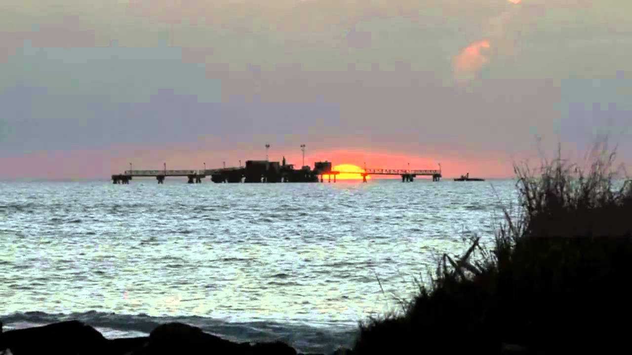 Αντίγνωμος & Ιθύνων Νους - Μακάρι (video)