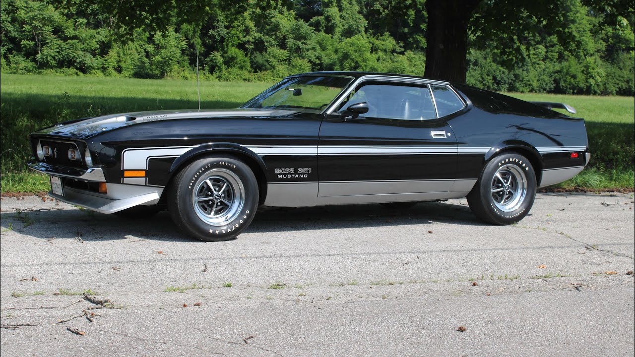 1971 Ford Mustang Boss 351 - Raven Black