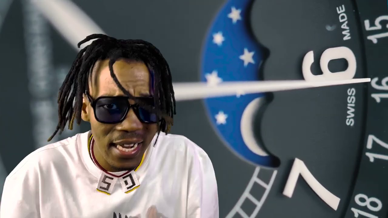 Lungza G & Kraizie ft uMtuyenziwa - Abakhonanga ( Official Visualiser)