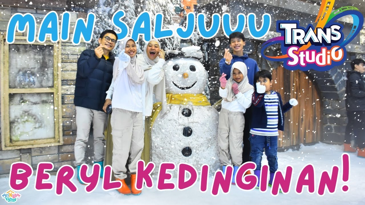 Akhirnya Arinaga Family Bisa Main Salju Di Trans Studio Cibubur