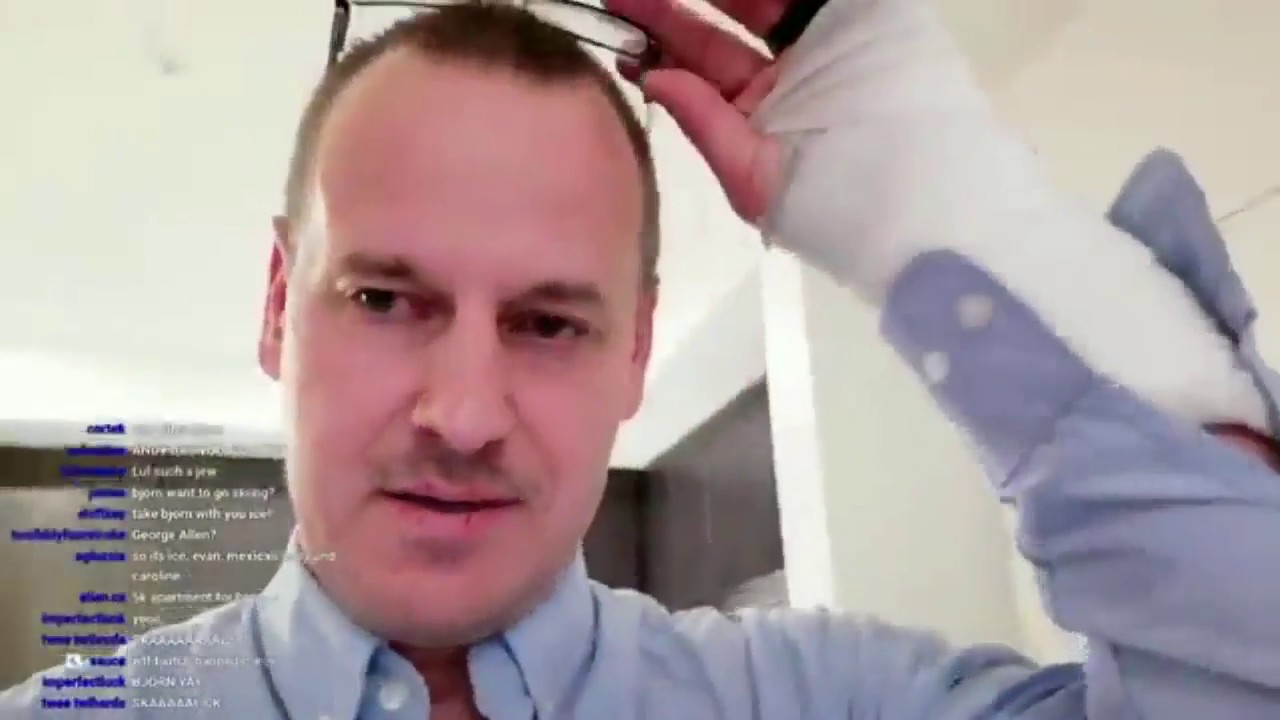 Bjorn Back in LA!! / Settling into Poseidon's house /  cleans house