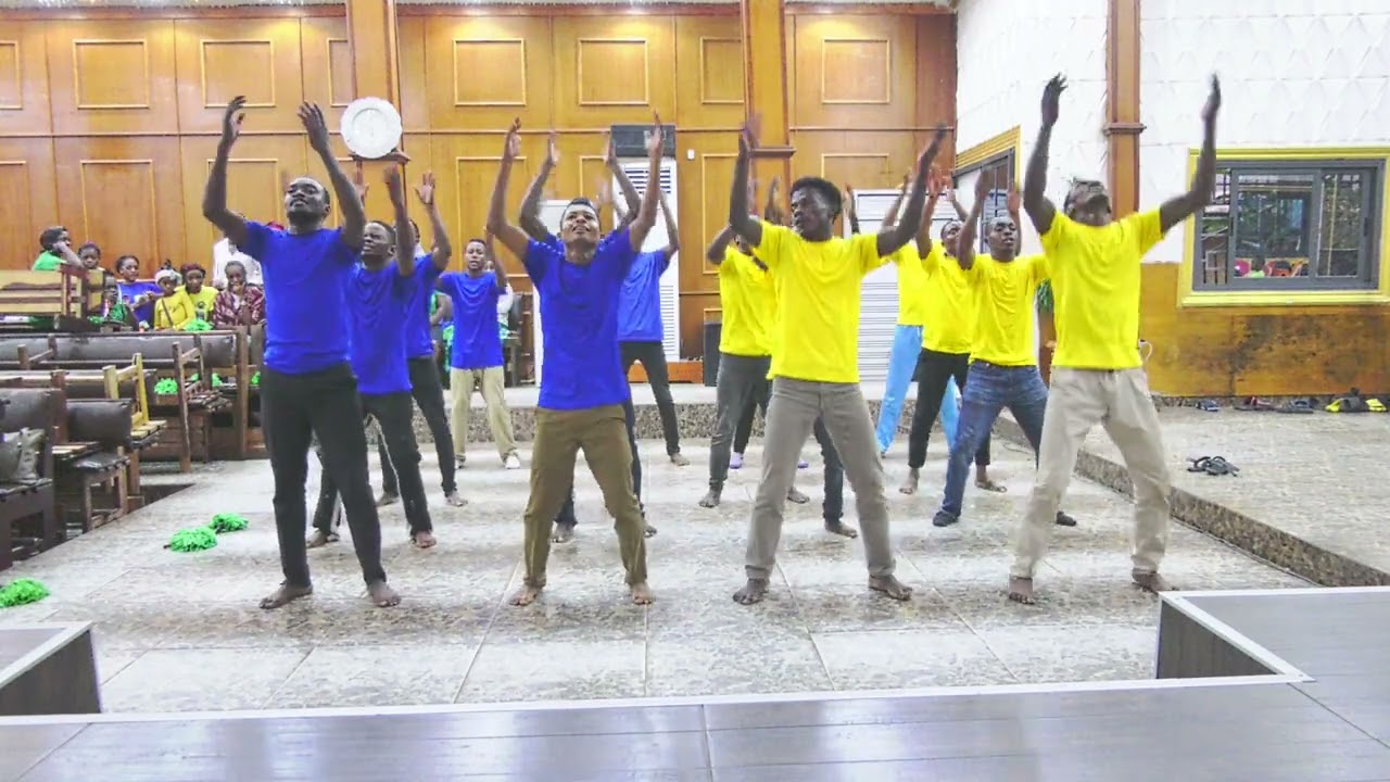 Les 100% du Gabon sur le chemin de la Sainte Cène 2024