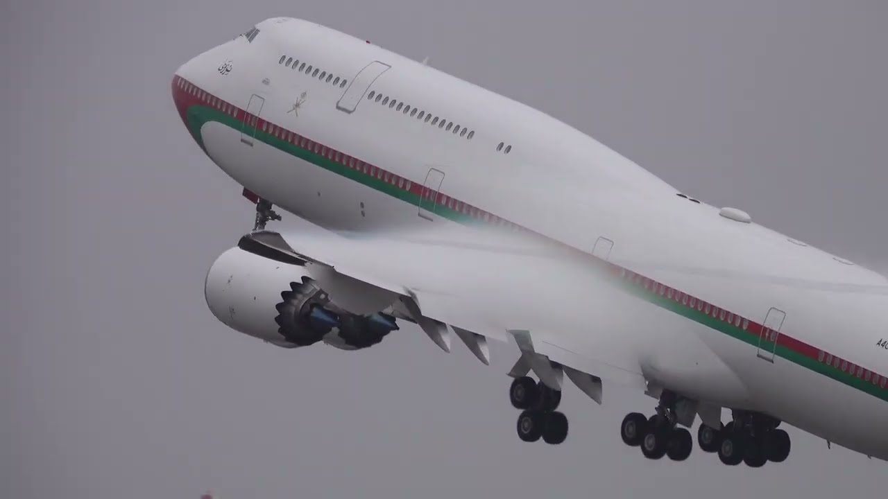 Royal Flight Oman Boeing 747 (A4O-HMS) - takeoff in MUC