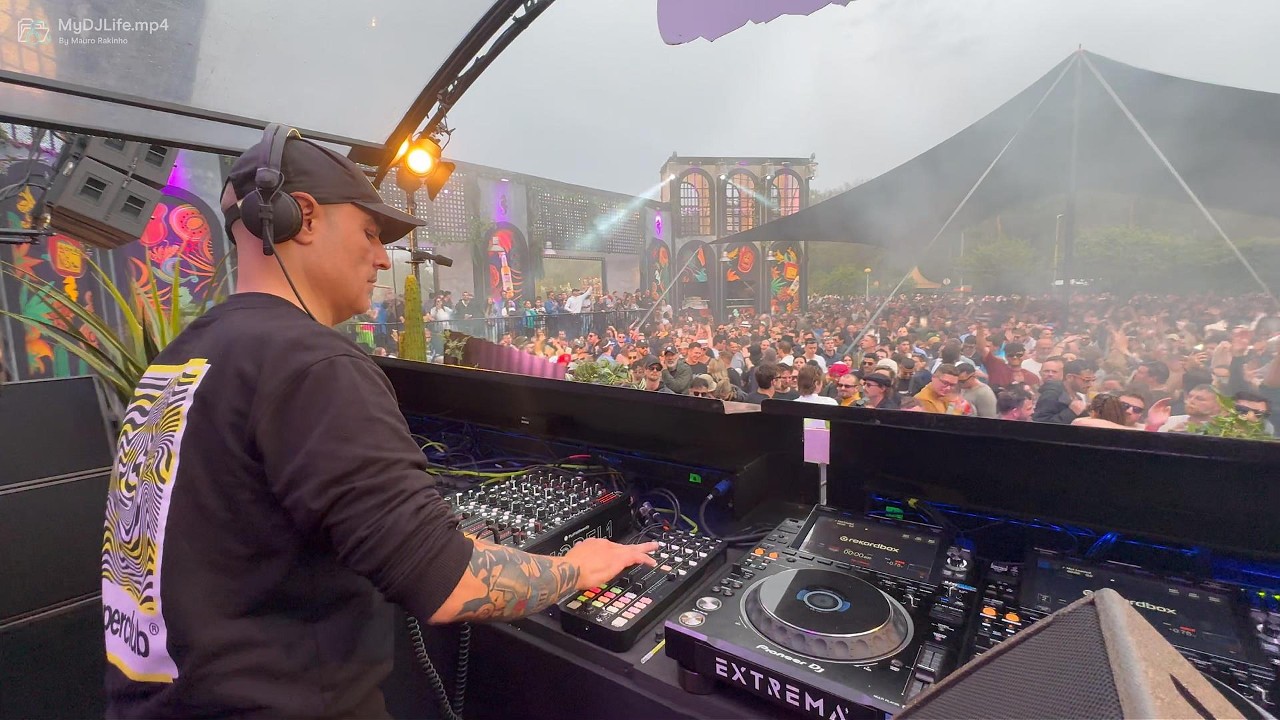 Paco Osuna at Extrema Outdoor