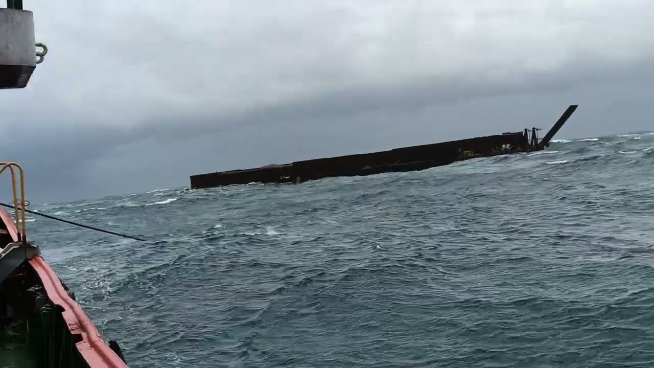 heavy rough weather bay of Bengal #storms.#rain#subscribes my YouTube channel