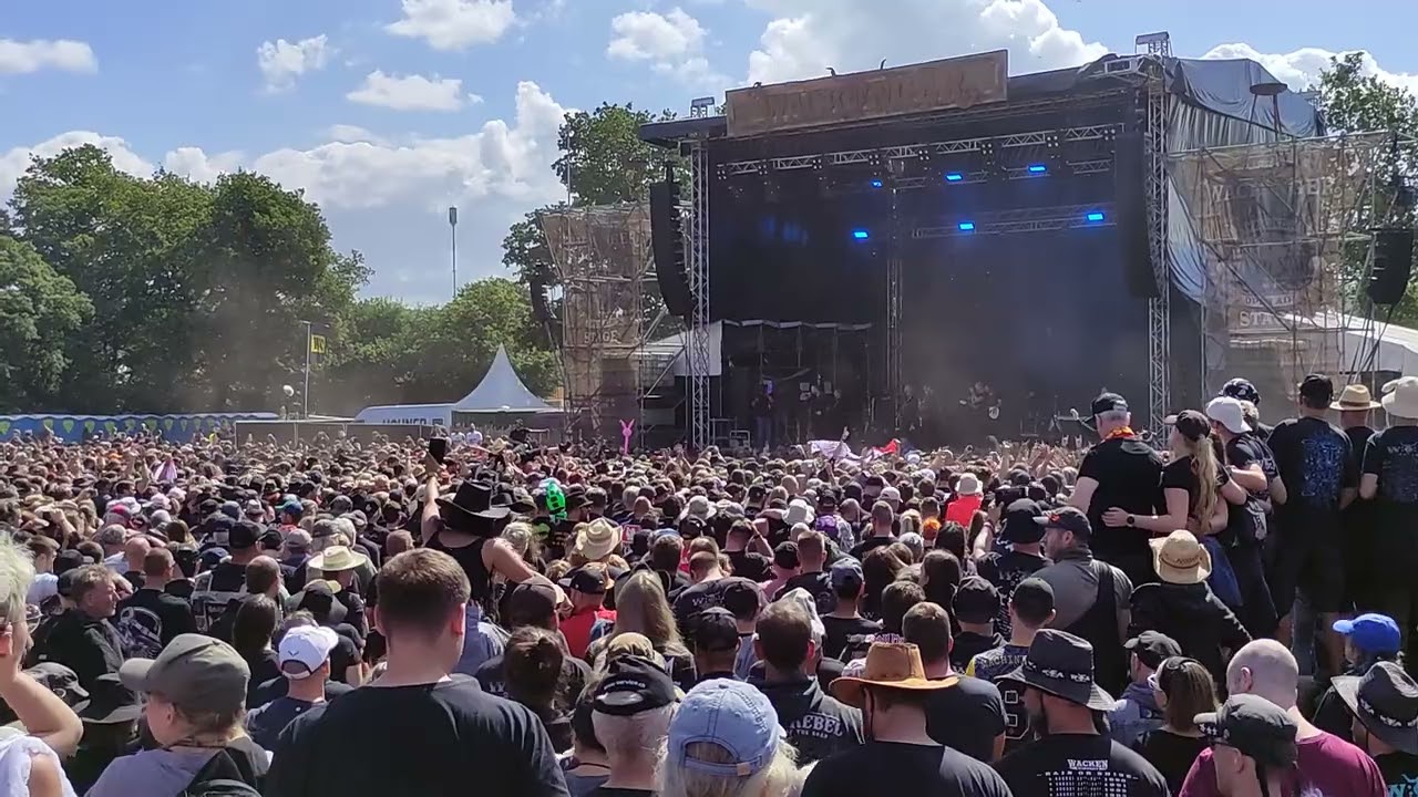 Wacken WOA 2022 Metalfestival - Echte Fründe, Höhner, Kölsche Volksmusik, 06.08.22 11:11 😅😅🥳🥳