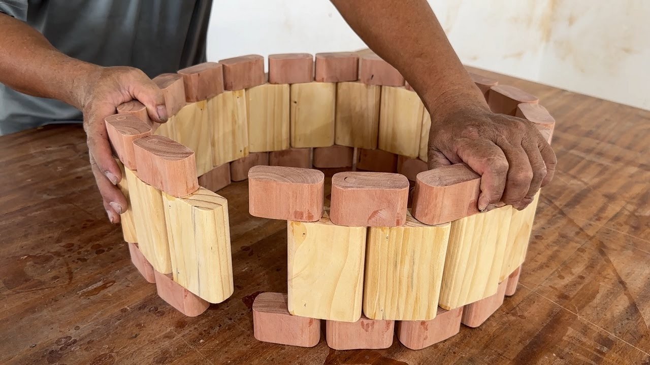 Great Craftman's Ideas // Handmade Beautiful Wooden Clock // DIY At Home