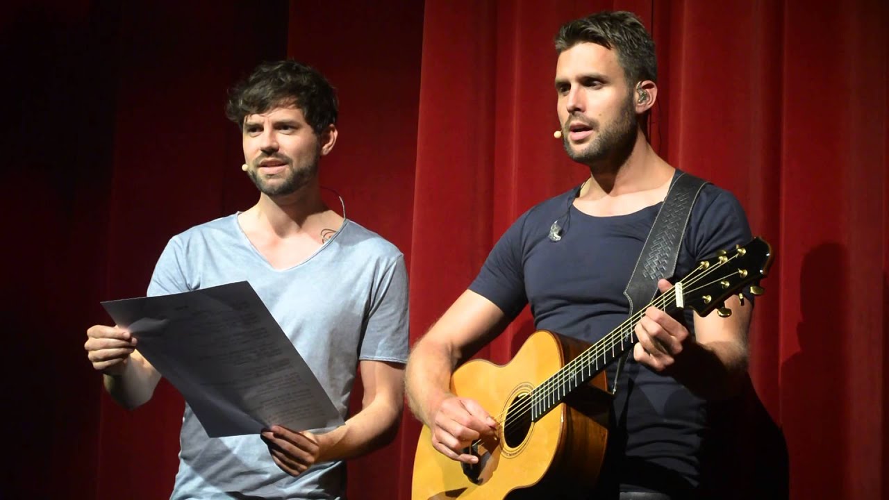 Nick en Simon Bedank lied Breda 29-05-2015