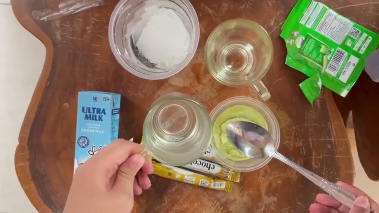Teks Prosedur || Cara membuat Es Chocolatos Matcha Latte ||