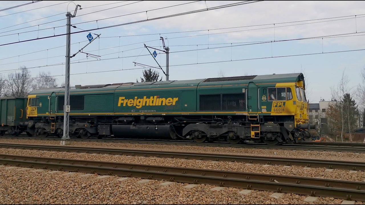 JT42M Freightliner z składem węglarek, odjazd