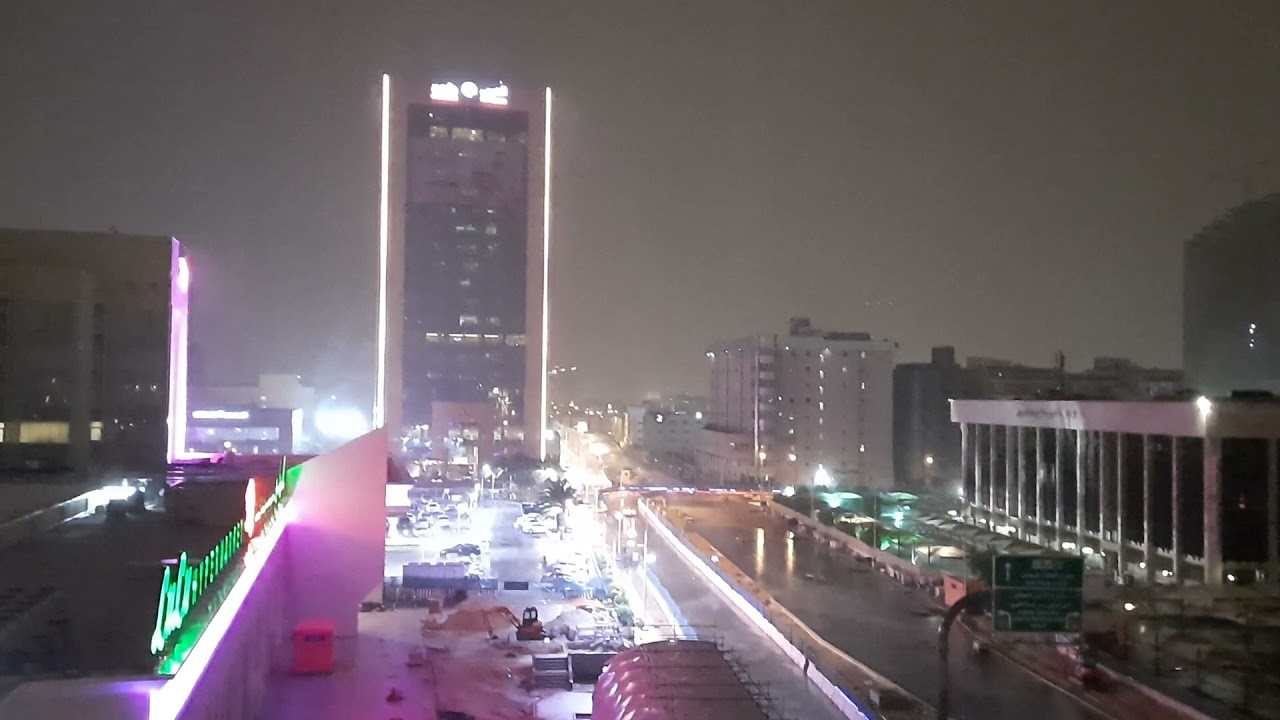 heavy rain in Riyadh Saudi Arabia 🇸🇦