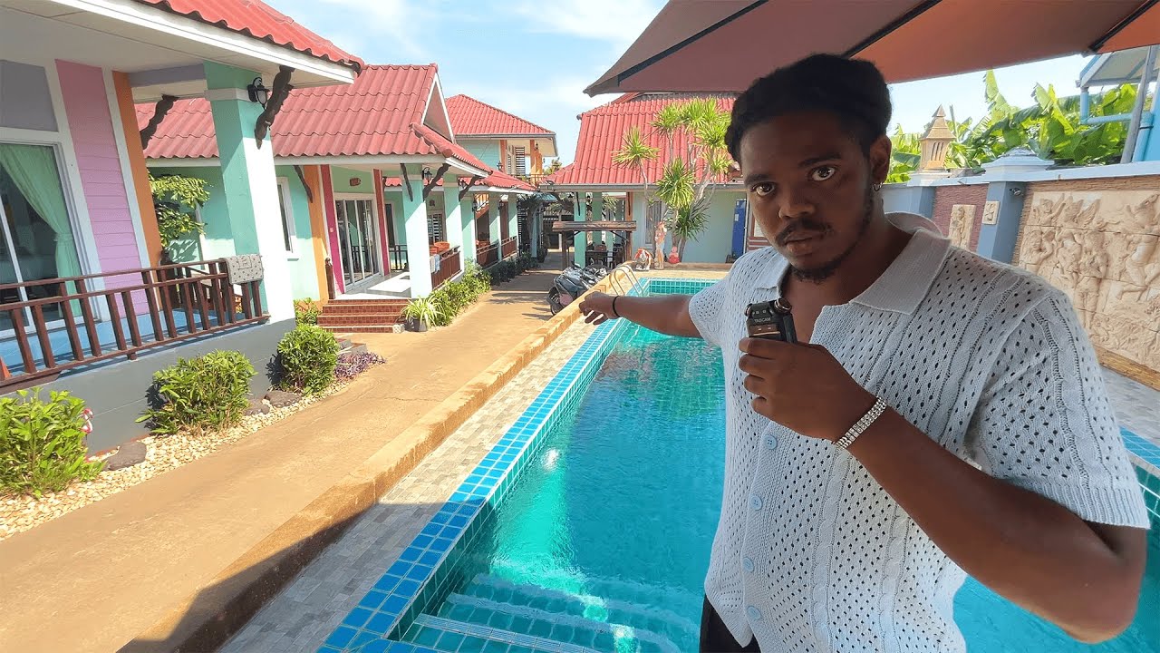 ASMR at a Stunning Pool Resort 🌴