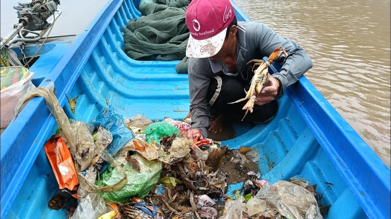 Giật bữa nữa là hết nước đóng.