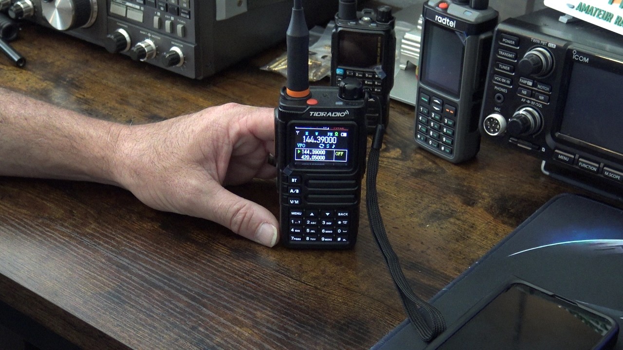 Обзор TIDRADIO TD-H9: 10-ваттная портативная радиостанция с поддержкой APRS, программируемым Blue...