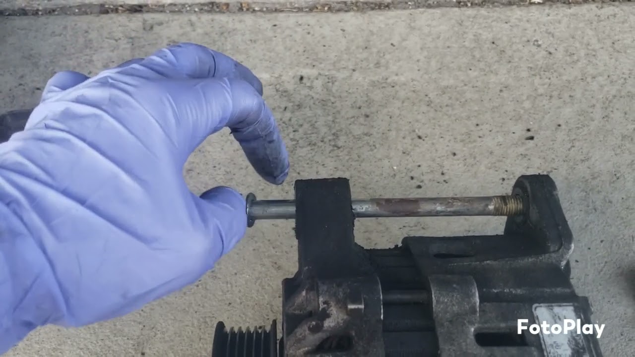 1999 Infiniti G20 Alternator Removal