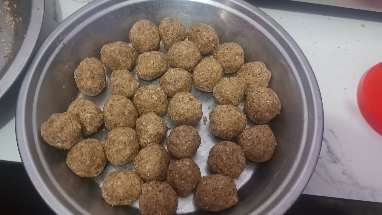 Healthy dry fruits laddu । bache Or budho k liye, bohot kam samai me banne bali laddu।