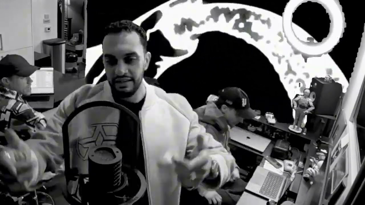Phantom U - King [Official Music Video]