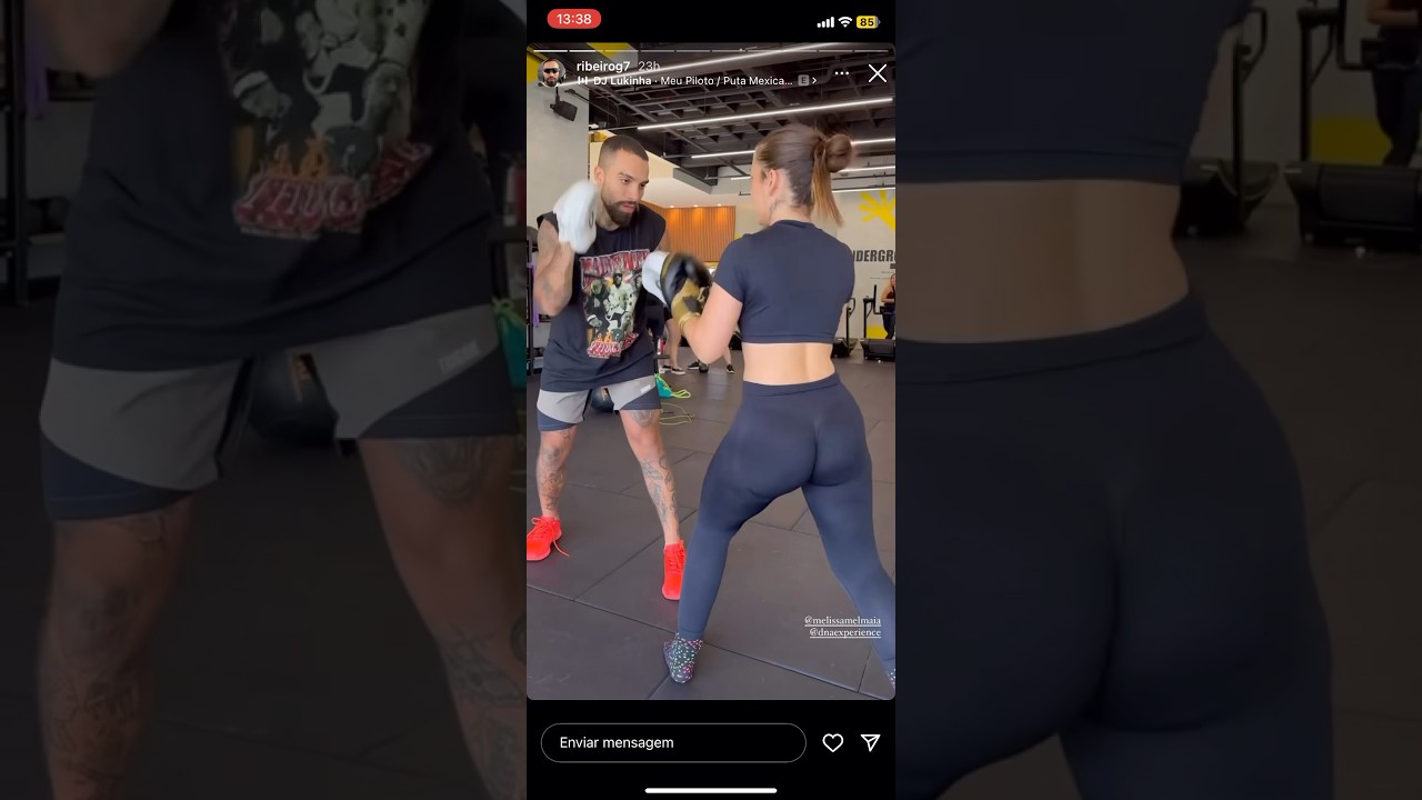 Mel maia treinando boxe com personal trainer #melmaia #melissamaia #boxe