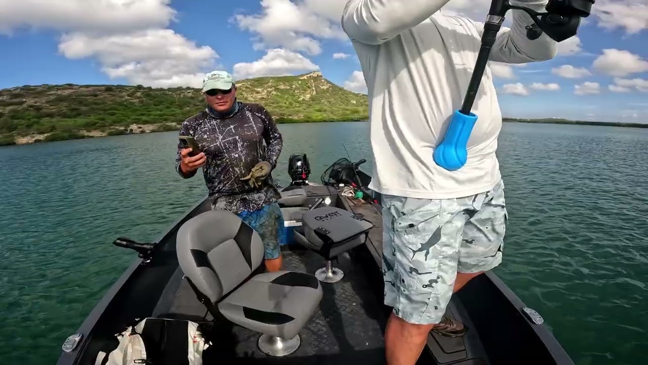 Big tarpon in Curacao Bartje kayak inshorefishing-tarpon-curacao
