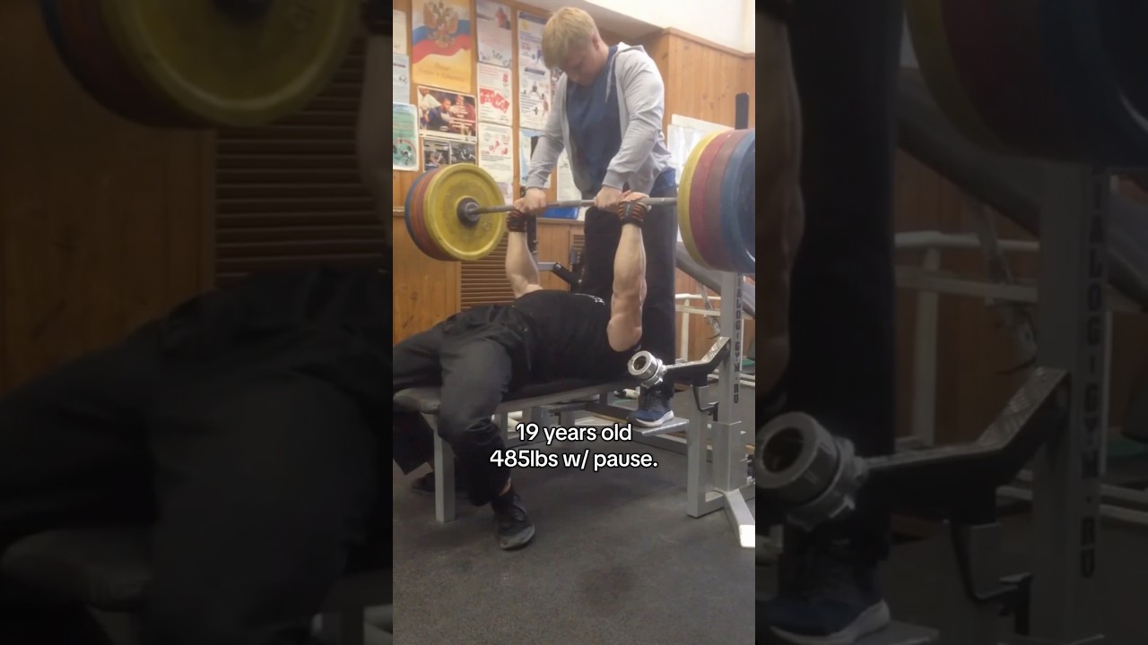 220kg bench press, at 19 years old. #andreysmaev #bodybuilding #gymtok #fitness #gymbro