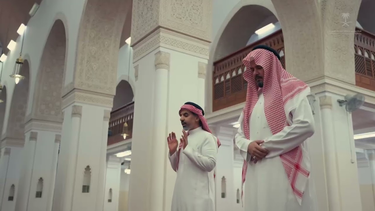 ‏سمو أمير منطقة ⁧‫المدينة المنورة‬⁩ ⁧‫سلمان بن سلطان‬⁩ يزور ⁧‫مسجد القبلتين‬⁩.