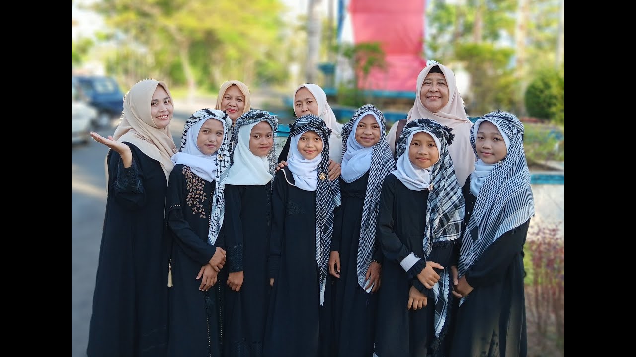 FESTIVAL HIJRATUR RASUL SISWI SDN 1 DASAN GERES