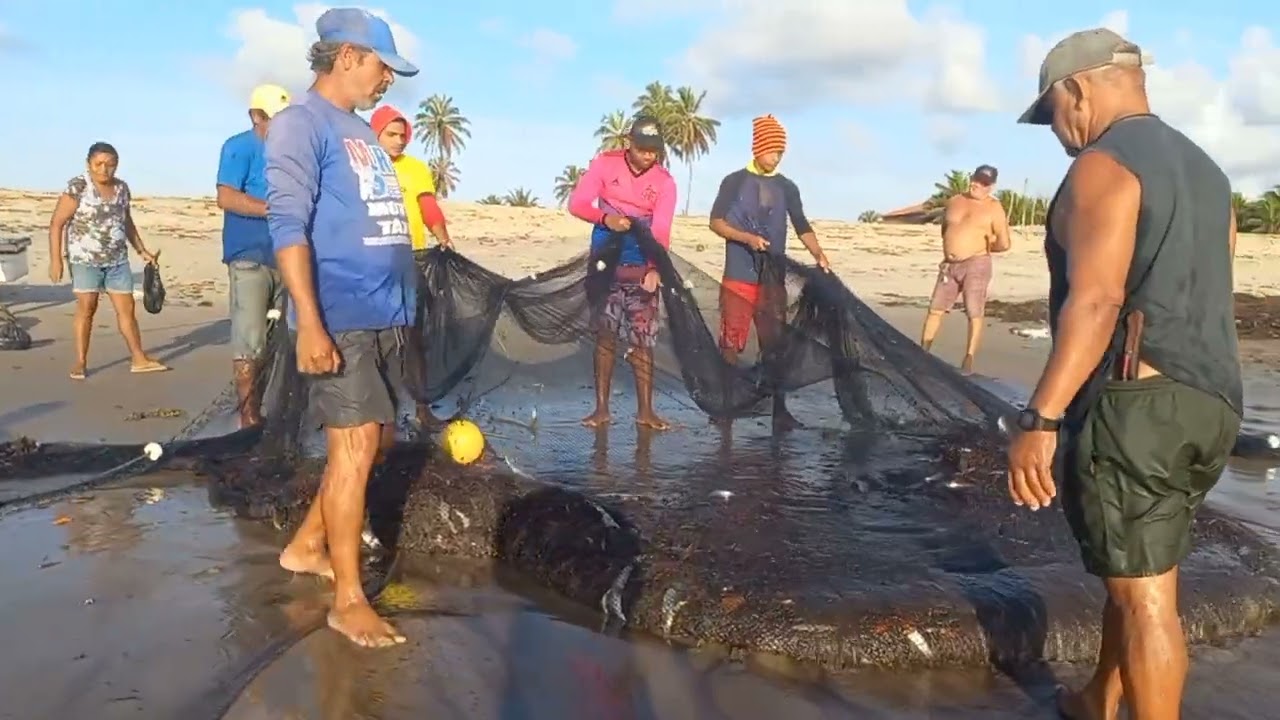 [Passo a passo] Pescaria de arrasto na praia de Fagundes, Lucena/PB.