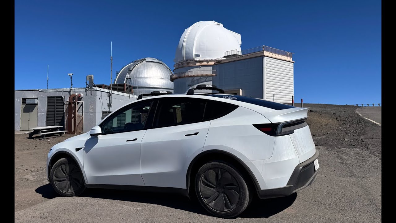 2026 Tesla Model Y - Mauna Kea Summit - FSD 14.2.2.2