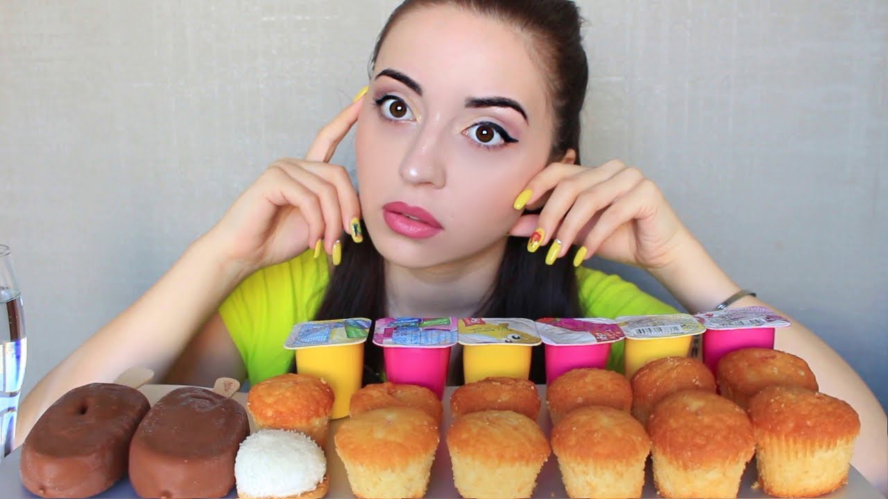 МЫ БОЛЬШЕ НЕ ОБЩАЕМСЯ С АЙСЕЛЬ ? MUKBANG МОРОЖЕНОЕ MILKA Ayka Emilly