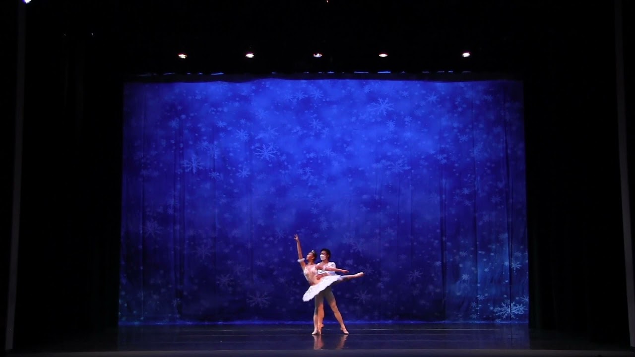 Karissa Ng (16) - Snow Queen Pas De Deux | Nutcracker December 2020
