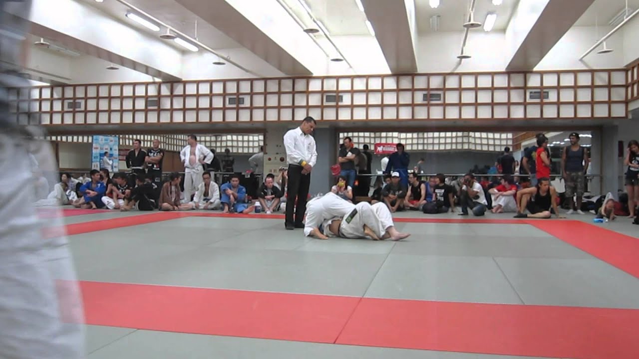 Eric Mah vs. Hisen Kai Lin (A-kai) -- Blue Belt, Absolute