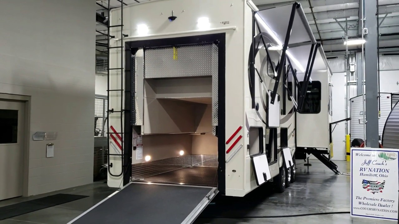 2019 RIVERSTONE 37FLTH Forestiver @ Couch's RV Nation a RV Wholesaler Luxury Fifth Wheel Toy Hauler
