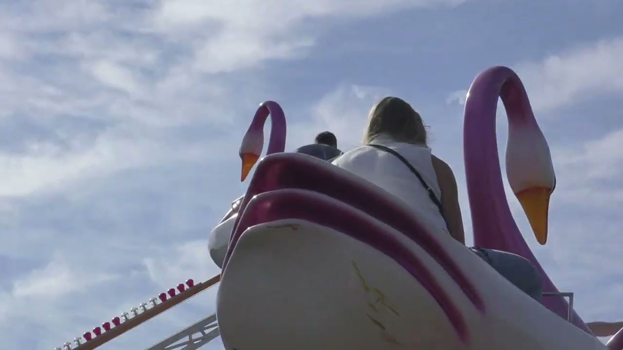 Václavská pouť 2023 (Lovosice) - ATRAKCE LABUTĚ / ATTRACTION SWANS OFF-RIDE