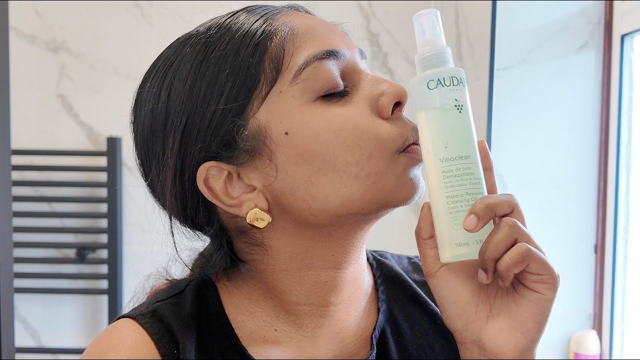 Caudalie Vinoclean Makeup Removing Cleansing Oil | Cleansing Balm Chronicles |