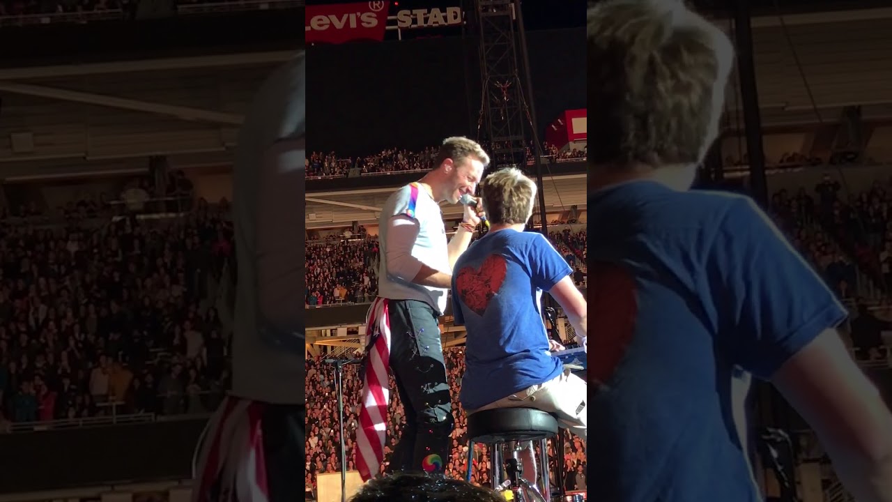 Coldplay 10/4/17 Levi Stadium-Rece Wissner-Fly On