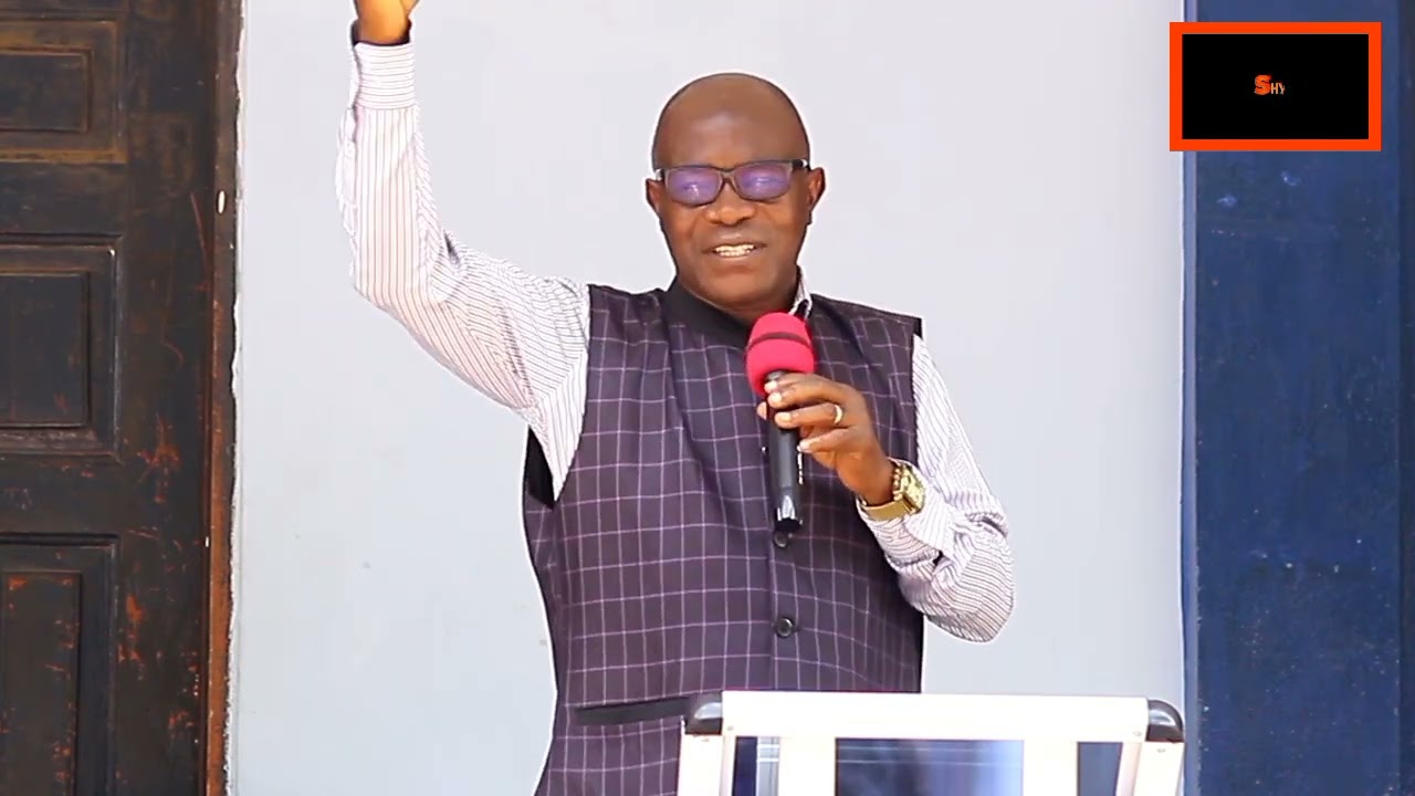 Prof. Stephen Gbedema Advice Students of Aborsco on Substance Abuse.