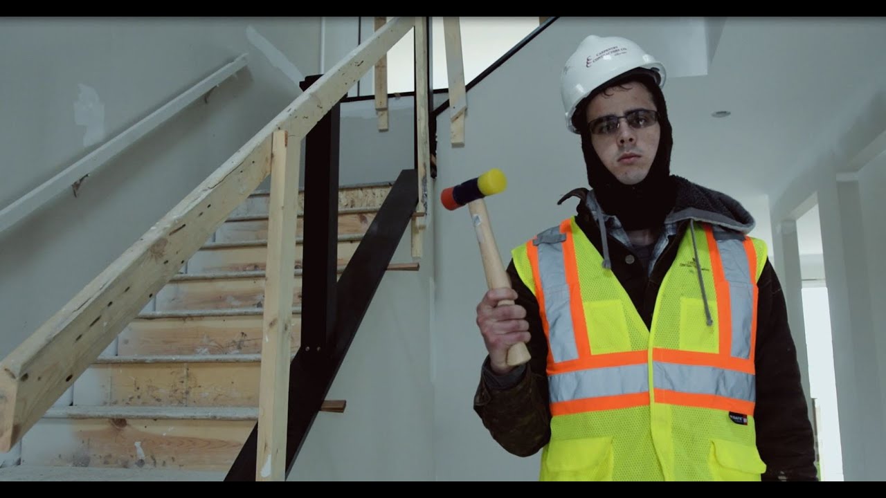 Trimming Houses in Minnesota - Humor
