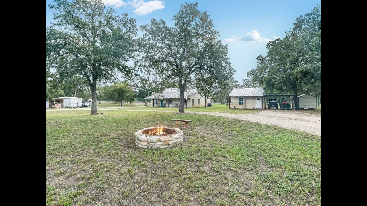 925 Rangeland Road, Seguin, TX 78155