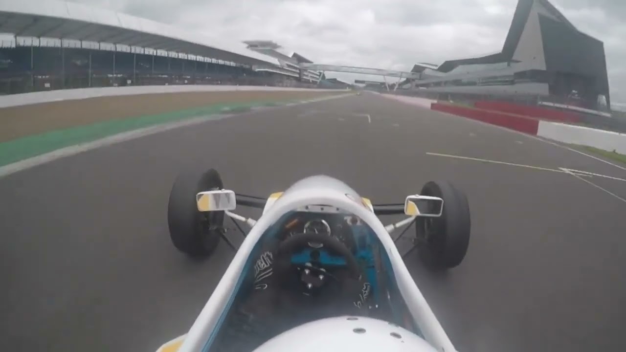 Monoposto Championship Round 7.  Silverstone Race 2.  Mono 1600 on board.