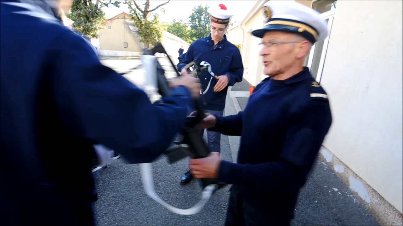 Brie (16) : Stage de cohésion de la préparation marine militaire au 515e régiment du train