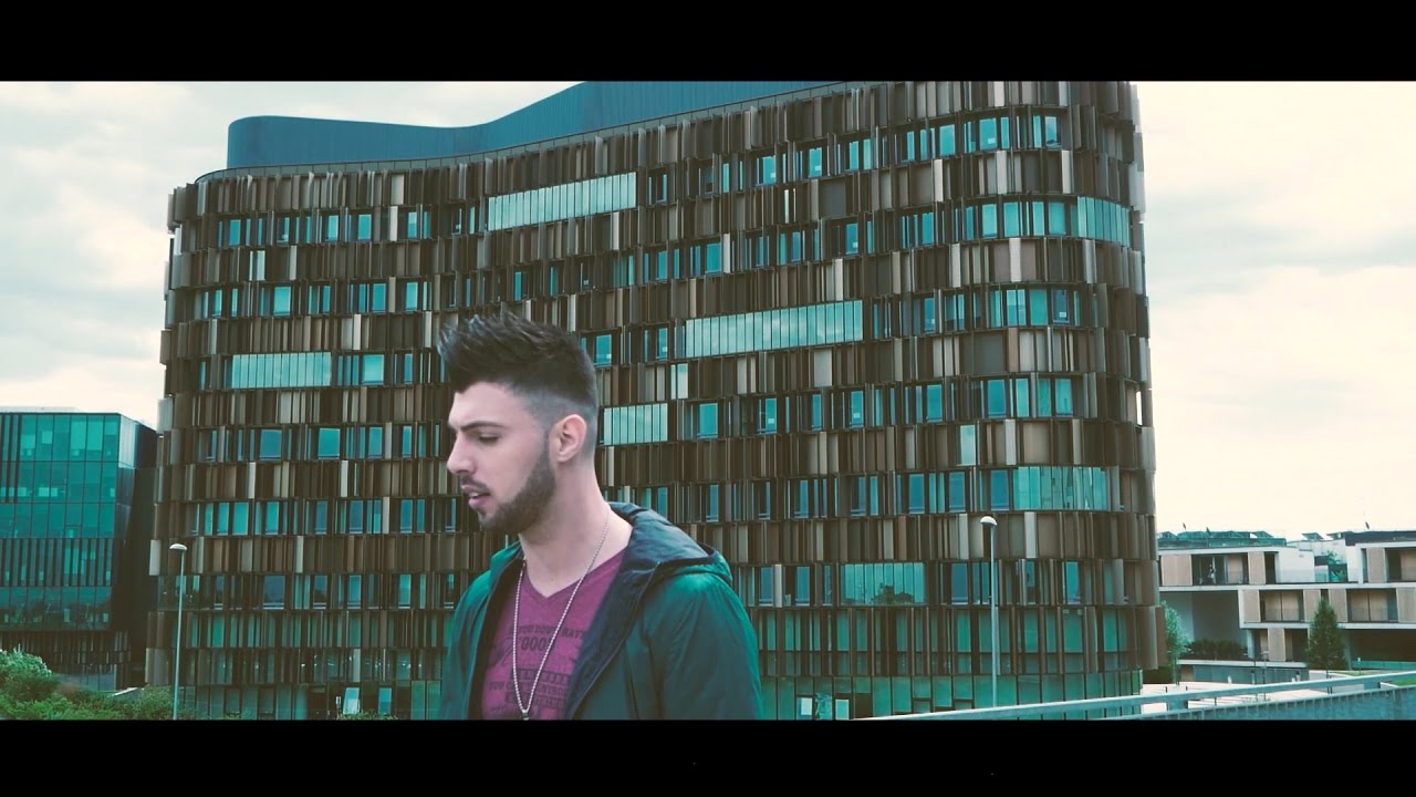 REVMAN - Rifletti un attimo (Poliziotto Rapper)