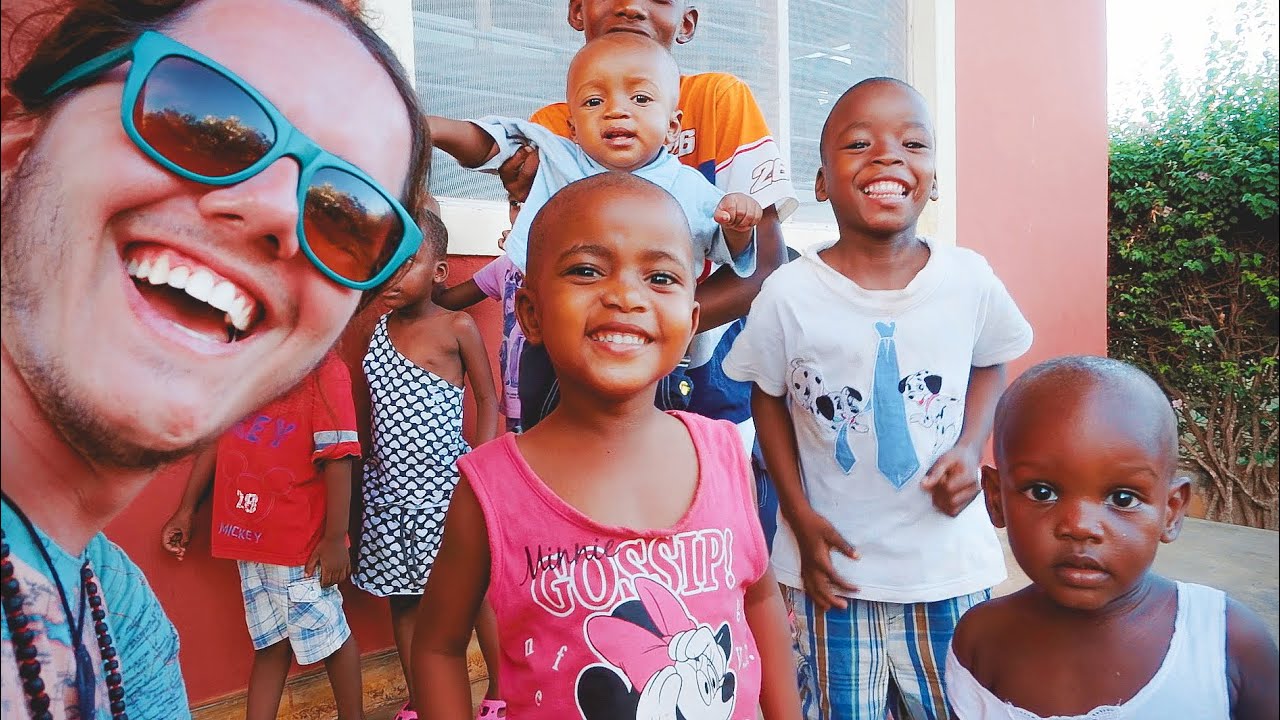 REGALARE UN SORRISO • In Kenya con gli Iscritti Ep.3 [Orfanotrofio di Malindi - Kenya]
