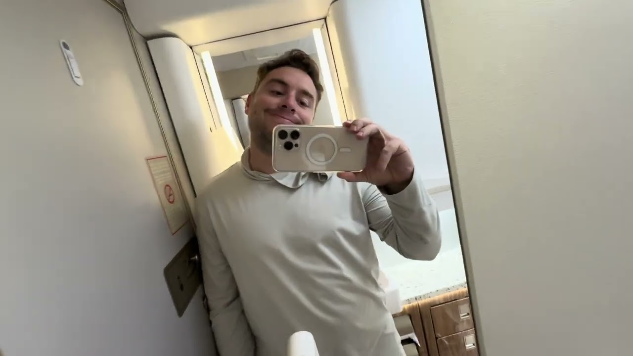 New Premium Economy Emirates Retrofitted 777-300 Athens - Newark
