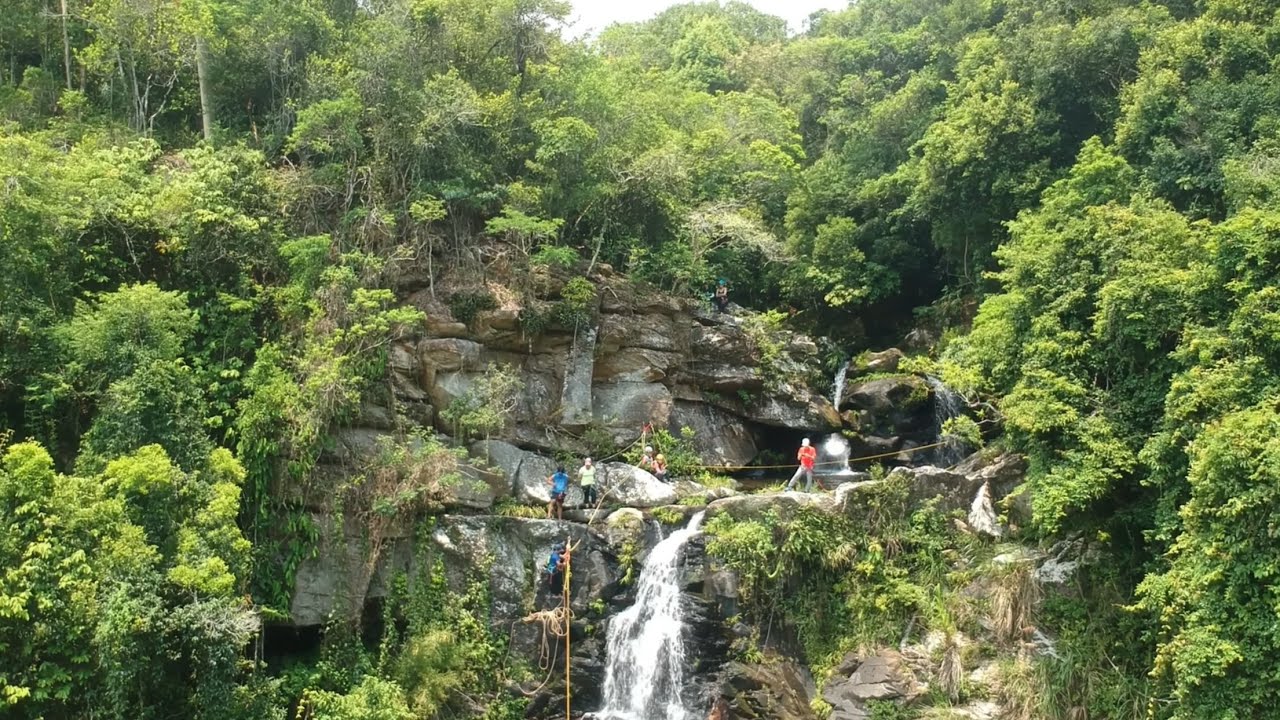 2023 05 Family Adventure Mirror Pool Abseiling Castiel FULL