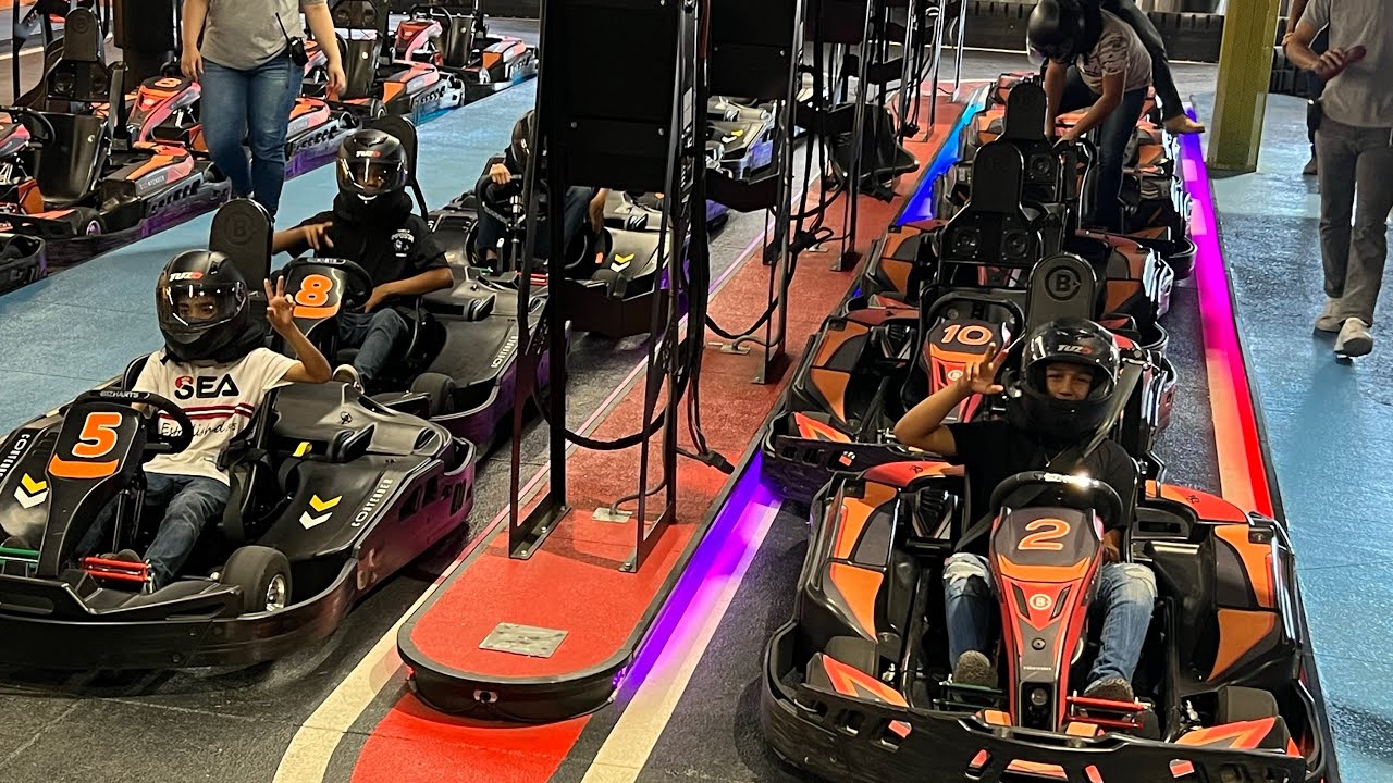 DÍA DE DIVERSIÓN EN LOS GO KARTS CON LOS SOÑADORES 🚀🔥/ ponchuelas arce