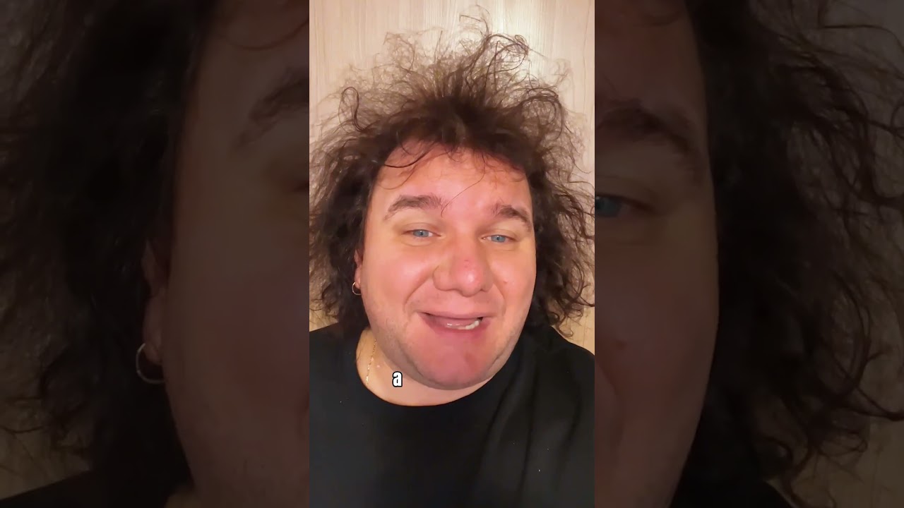 Tarzan hangja m&ouml;g&ouml;tt egy magyar ember