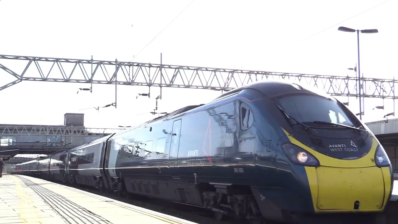 390005 Stafford 251022
