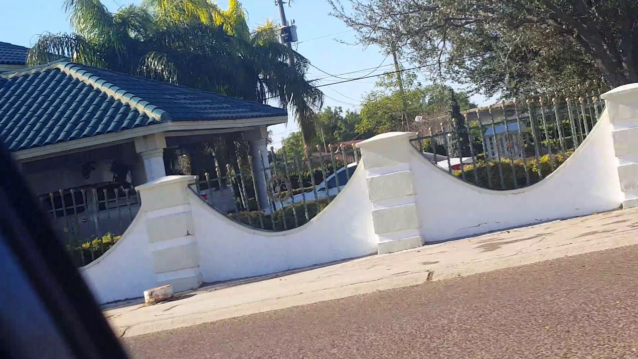 Casa de Intocable Zapata Tx 2da parte. Ricky Muños de Intocable.